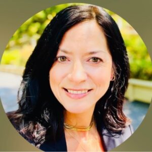 headshot of Amy Moy